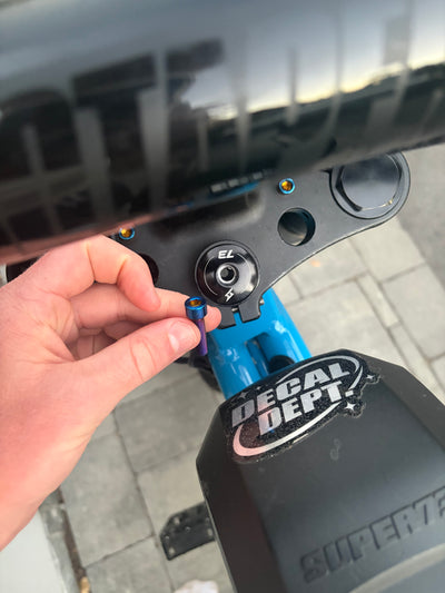 Super73 Stem Lock Titanium Bolt โ 1 Bolt