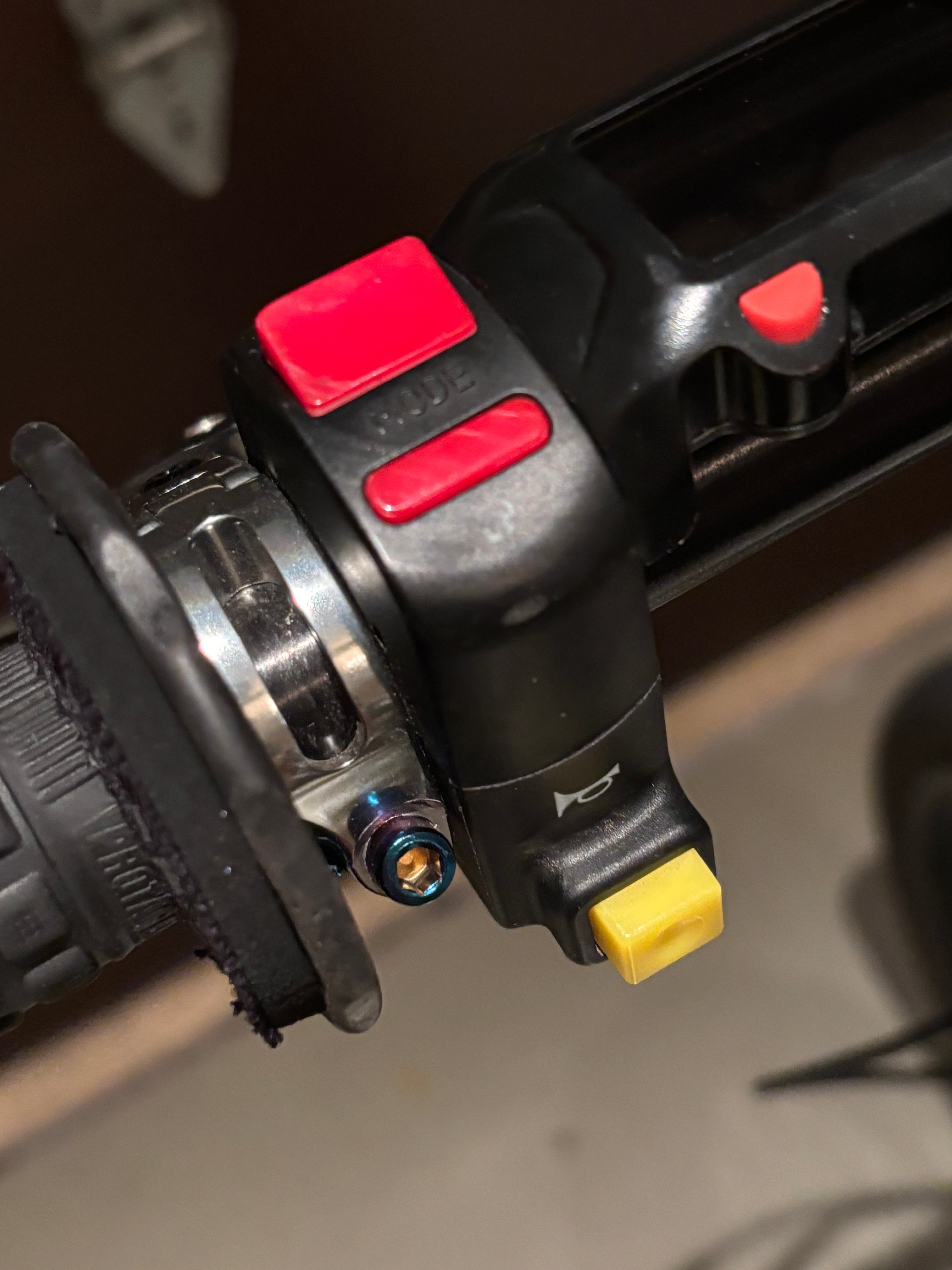 Trp break mounting bolt